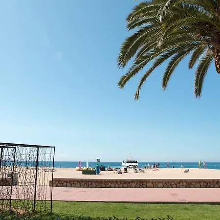 Appartement Seahomes Vacations - Seafront Fenals With Pkg Lloret de Mar