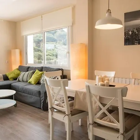 דירה Seahomes Vacations - Seafront Fenals With Pkg