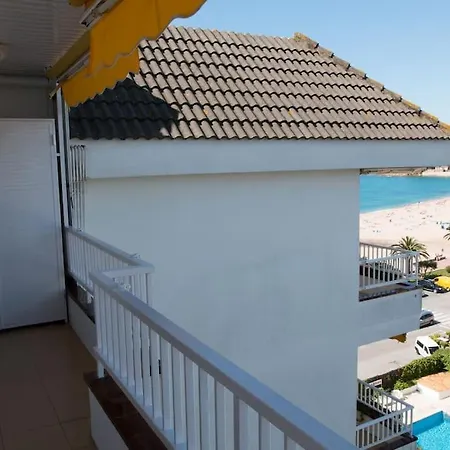 Seahomes Vacations - Seafront Fenals With Pkg יורט דה מאר