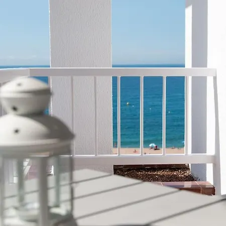 Seahomes Vacations - Seafront Fenals With Pkg Lägenhet Lloret de Mar